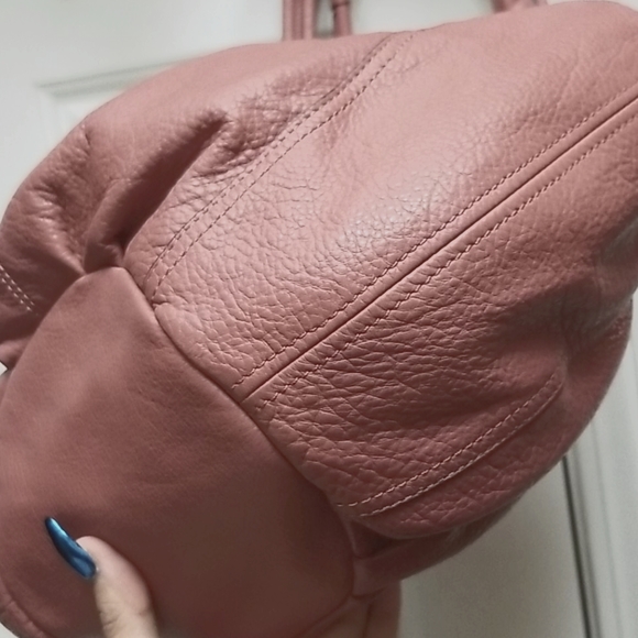 [LIKE NEW] B MAKOWSKY dusty rose pink leather purse - Picture 5 of 13